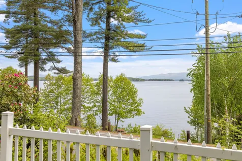 85 Belknap Point Road Gilford NH 03249