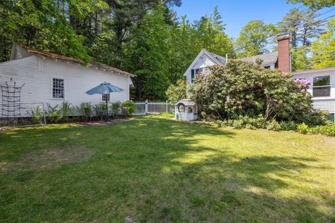 85 Belknap Point Road Gilford NH 03249
