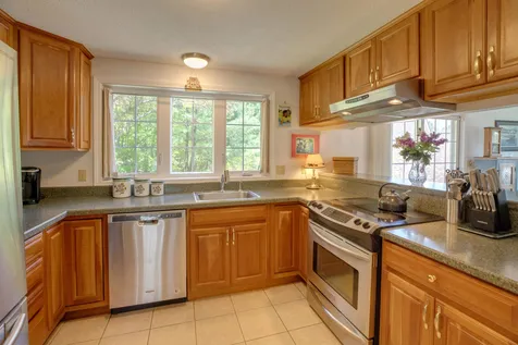 66 Garden Circle Laconia NH 03246