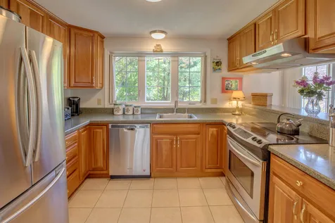 66 Garden Circle Laconia NH 03246
