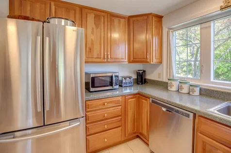 66 Garden Circle Laconia NH 03246