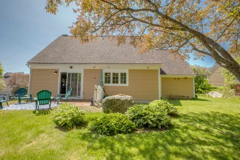 66 Garden Circle Laconia NH 03246