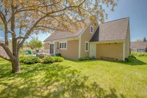 66 Garden Circle Laconia NH 03246