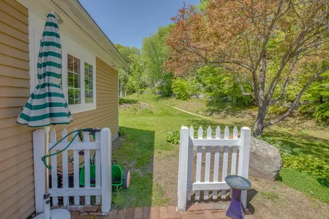66 Garden Circle Laconia NH 03246