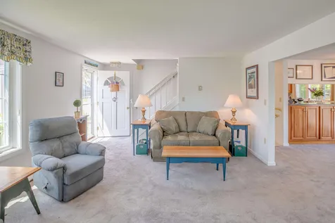 66 Garden Circle Laconia NH 03246