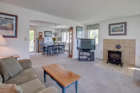 66 Garden Circle Laconia NH 03246