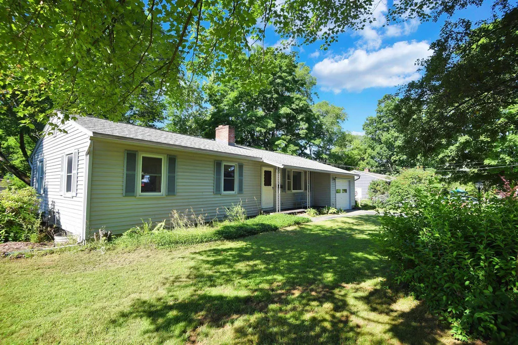 49 Hickory Hill Road Williston VT 05495