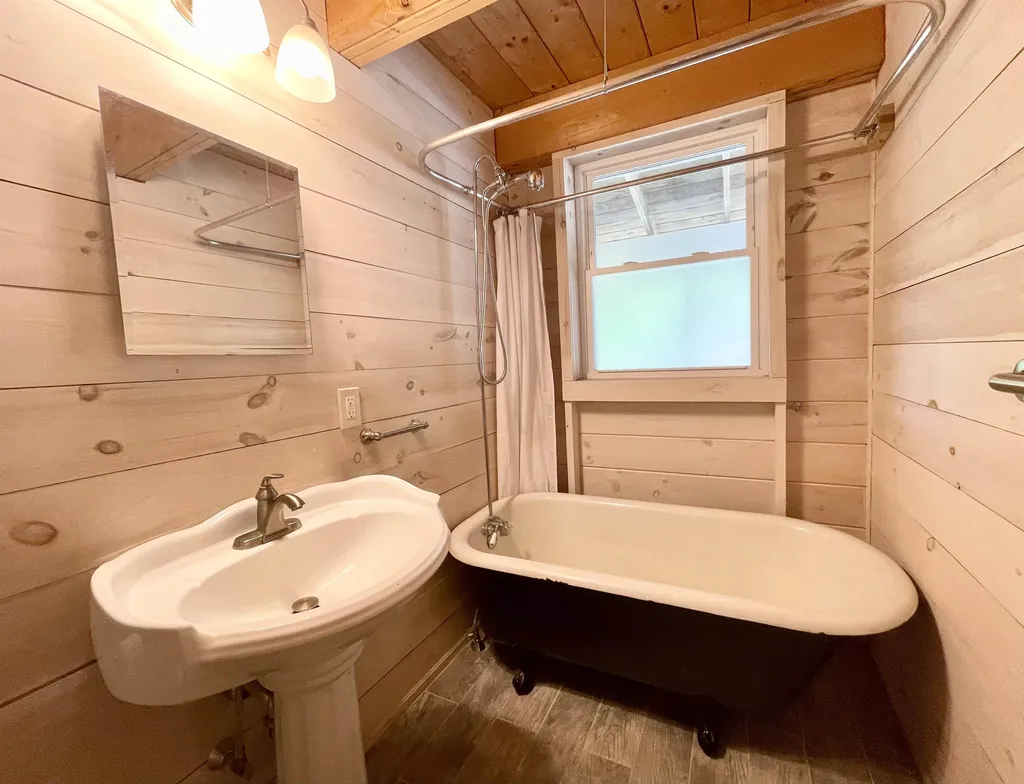 65 Randall Hill Road Rockingham VT 05101-3039