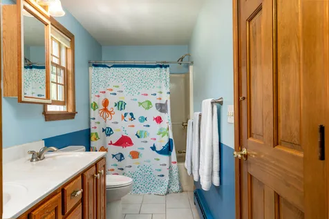 127 Moscow Road Stowe VT 05672