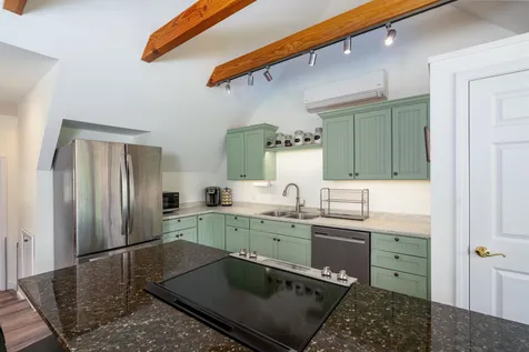 127 Moscow Road Stowe VT 05672