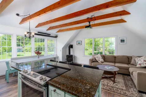 127 Moscow Road Stowe VT 05672