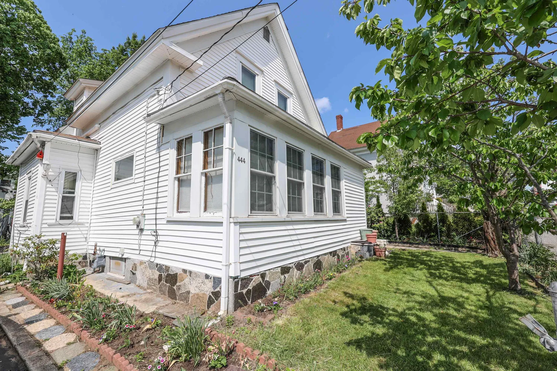 444 Manchester Street Manchester NH 03103