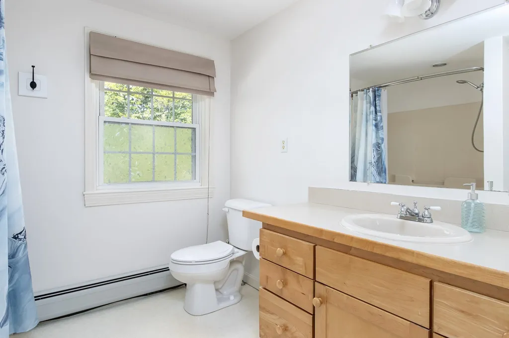 51 Greenfield Road New Boston NH 03070