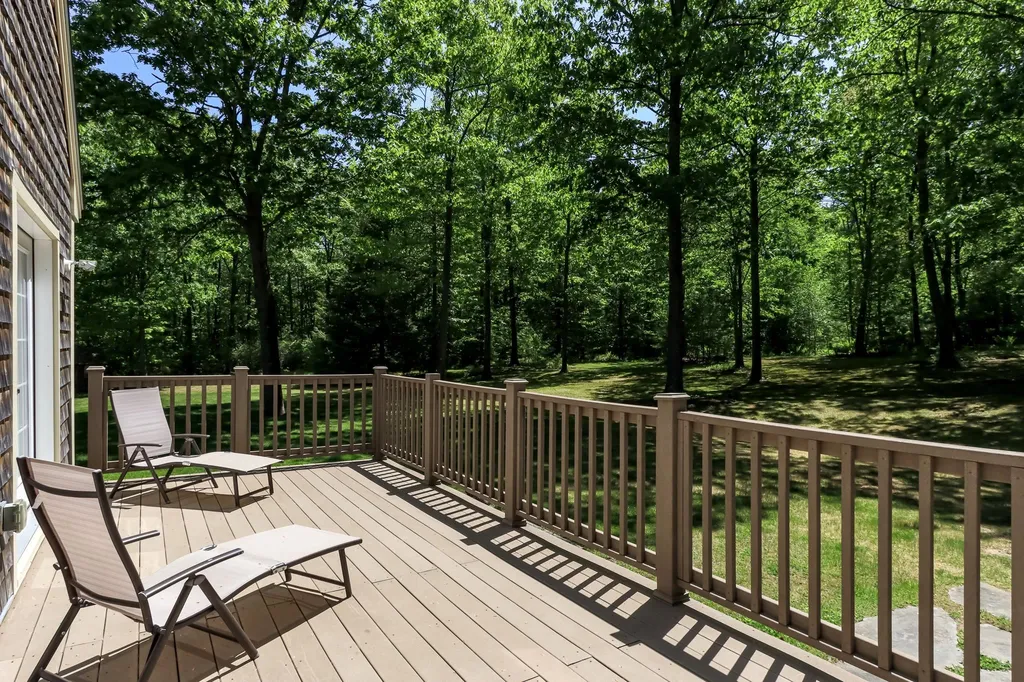 51 Greenfield Road New Boston NH 03070