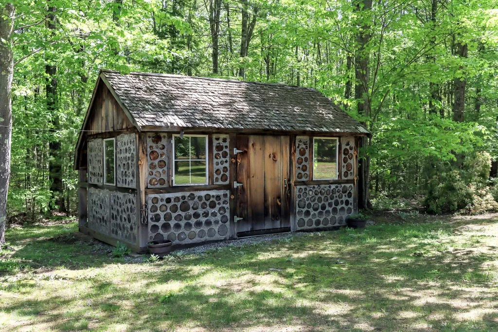 51 Greenfield Road New Boston NH 03070