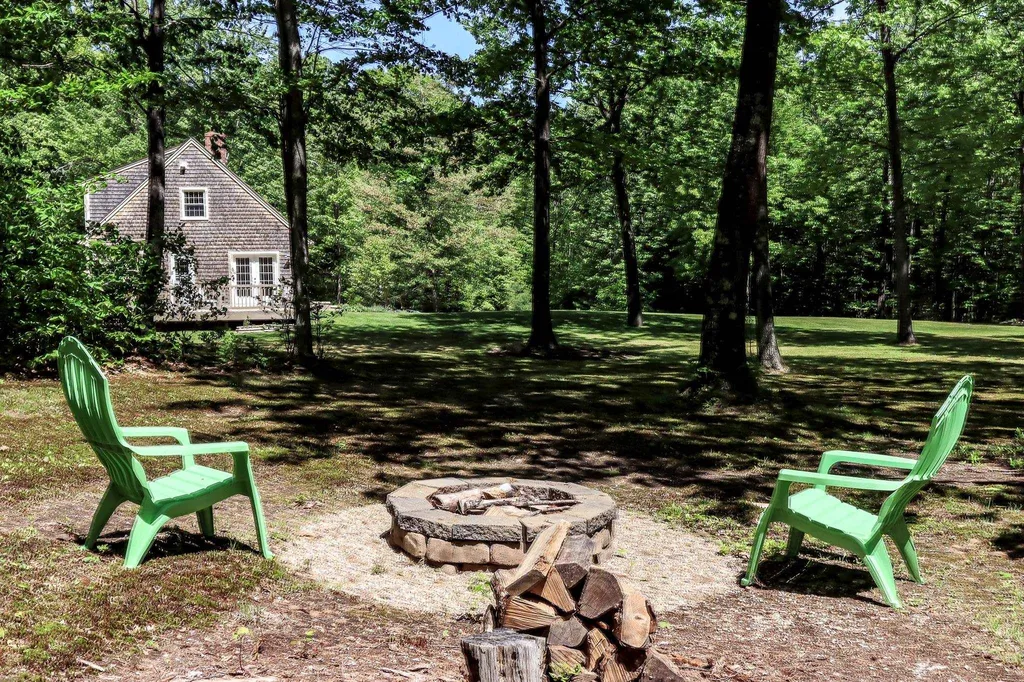 51 Greenfield Road New Boston NH 03070