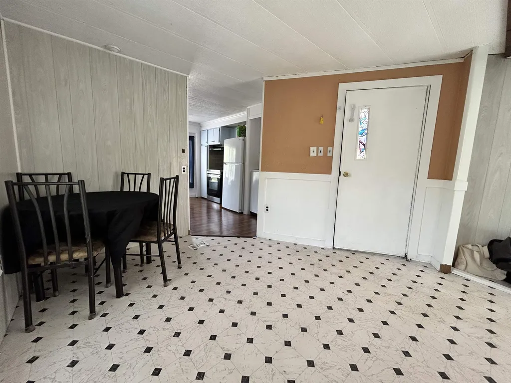 44 Crystal Springs Way Somersworth NH 03878