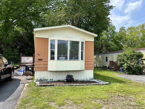 44 Crystal Springs Way Somersworth NH 03878