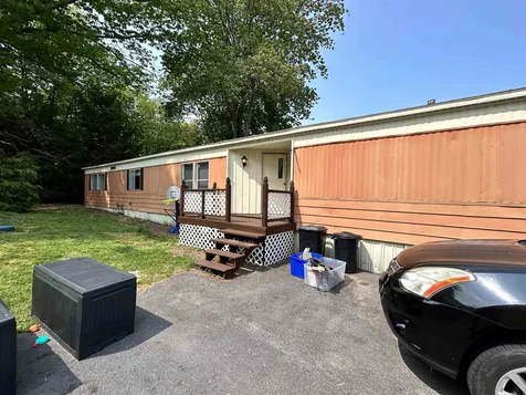 44 Crystal Springs Way Somersworth NH 03878