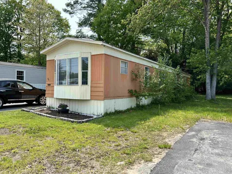 44 Crystal Springs Way Somersworth NH 03878