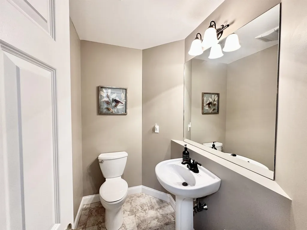 32 Valley Road Alton NH 03809