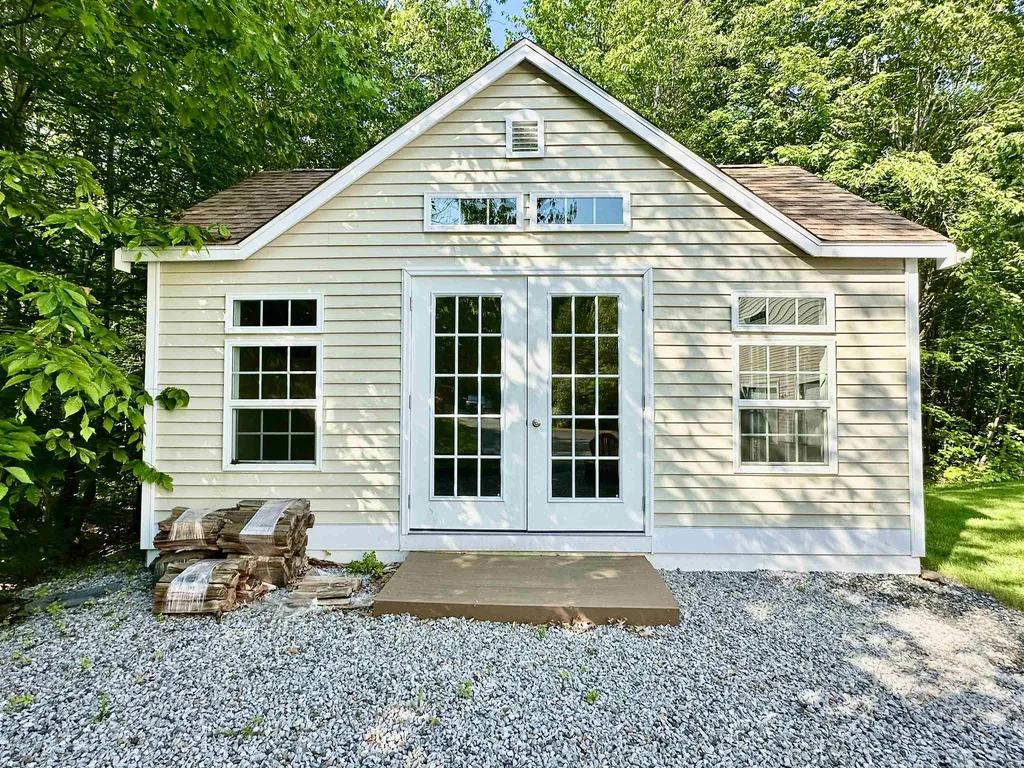 32 Valley Road Alton NH 03809