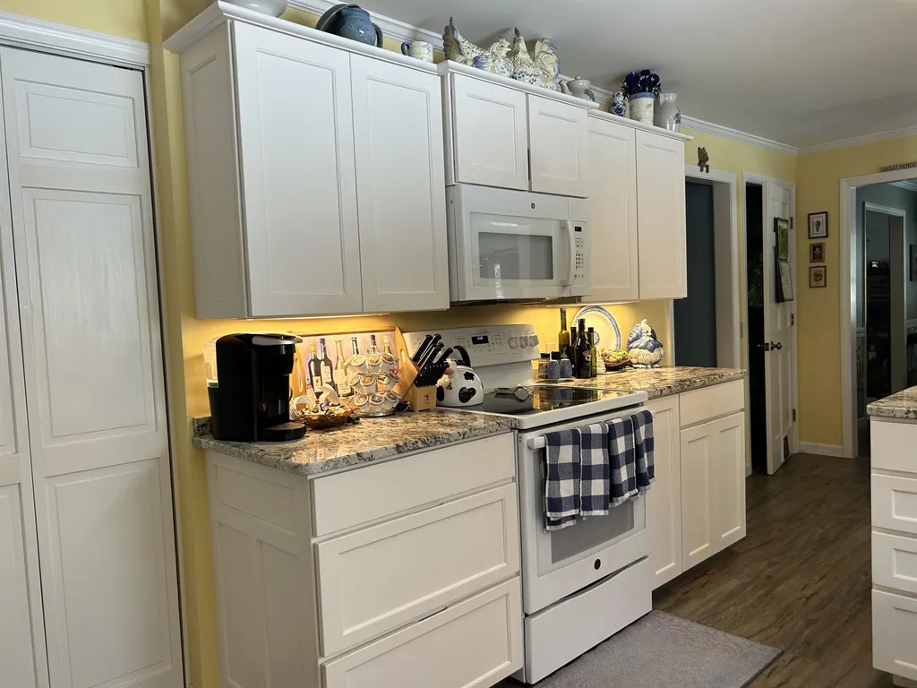 18 Grandview Avenue Lebanon NH 03766