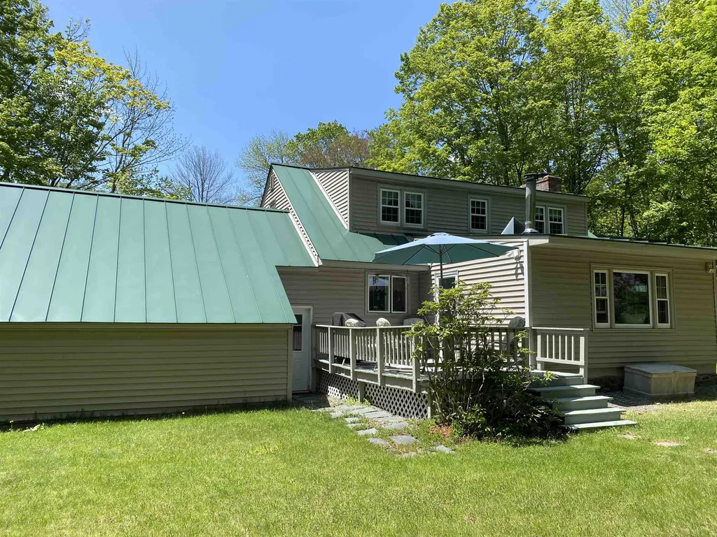 18 Grandview Avenue Lebanon NH 03766