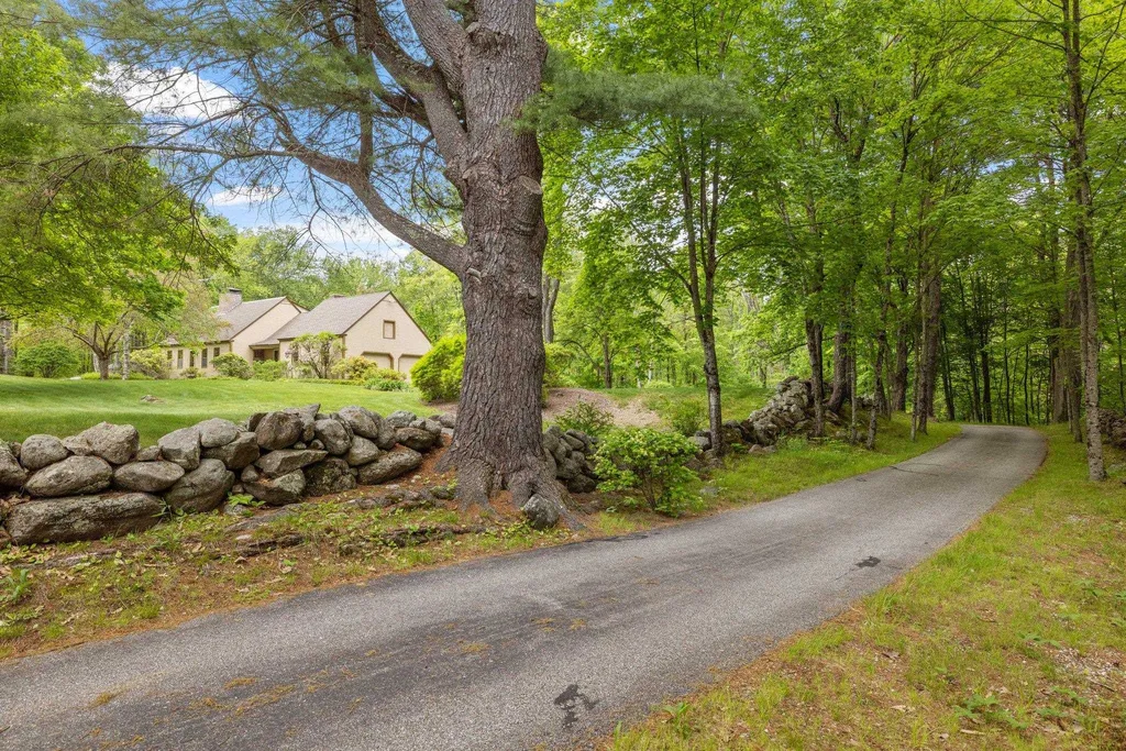 84 Gage Hill Road Hopkinton NH 03229