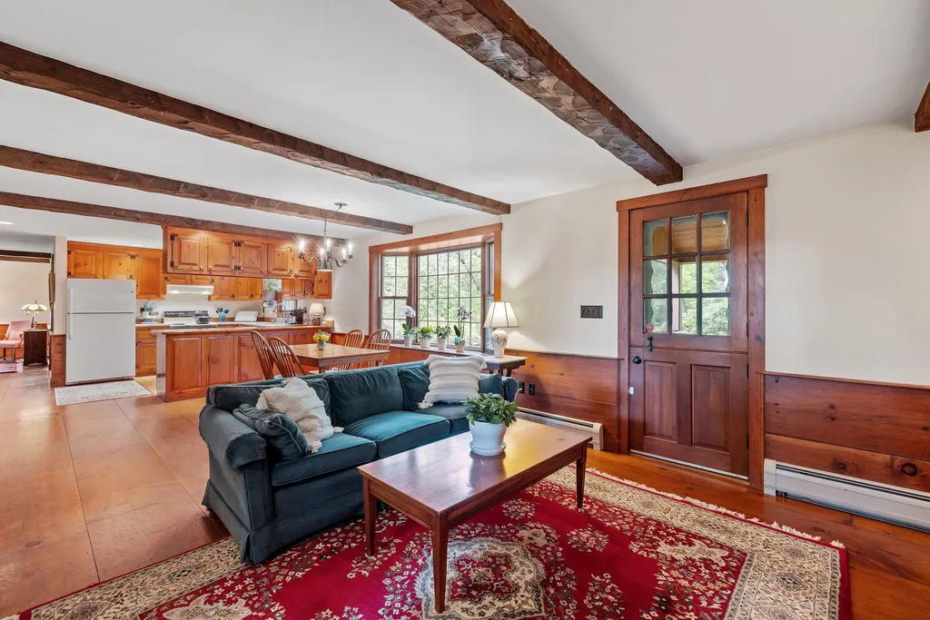 84 Gage Hill Road Hopkinton NH 03229