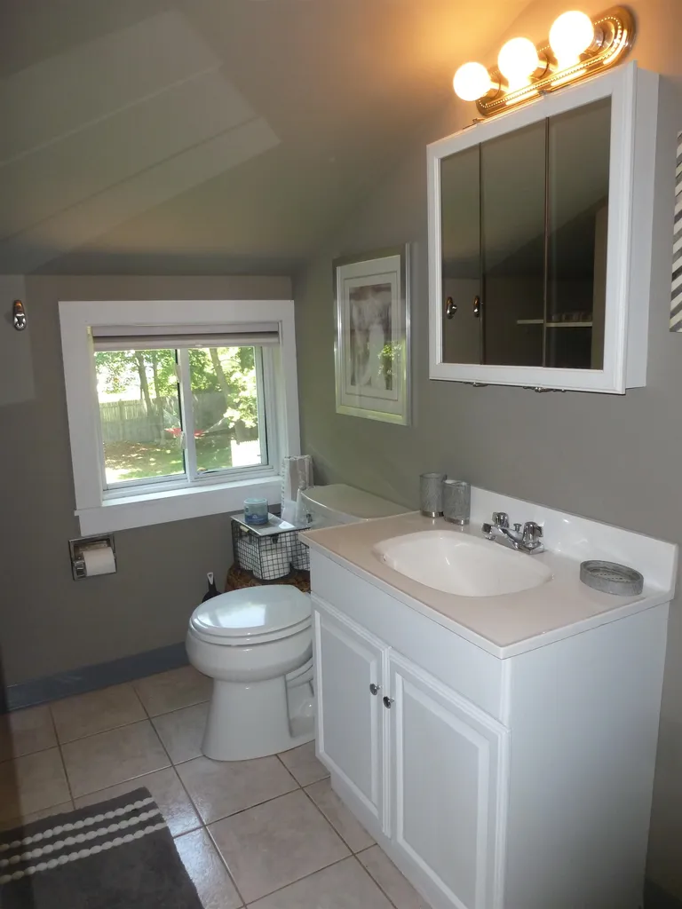 83 Washington Street Rochester NH 03867-1839