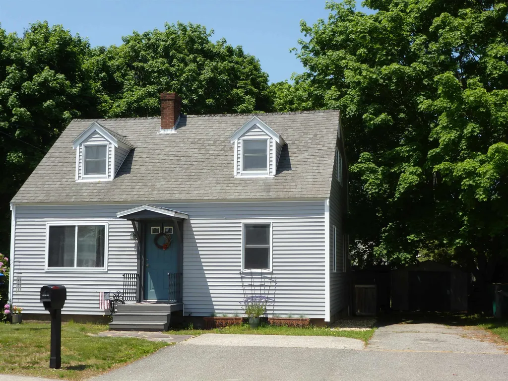 83 Washington Street Rochester NH 03867-1839