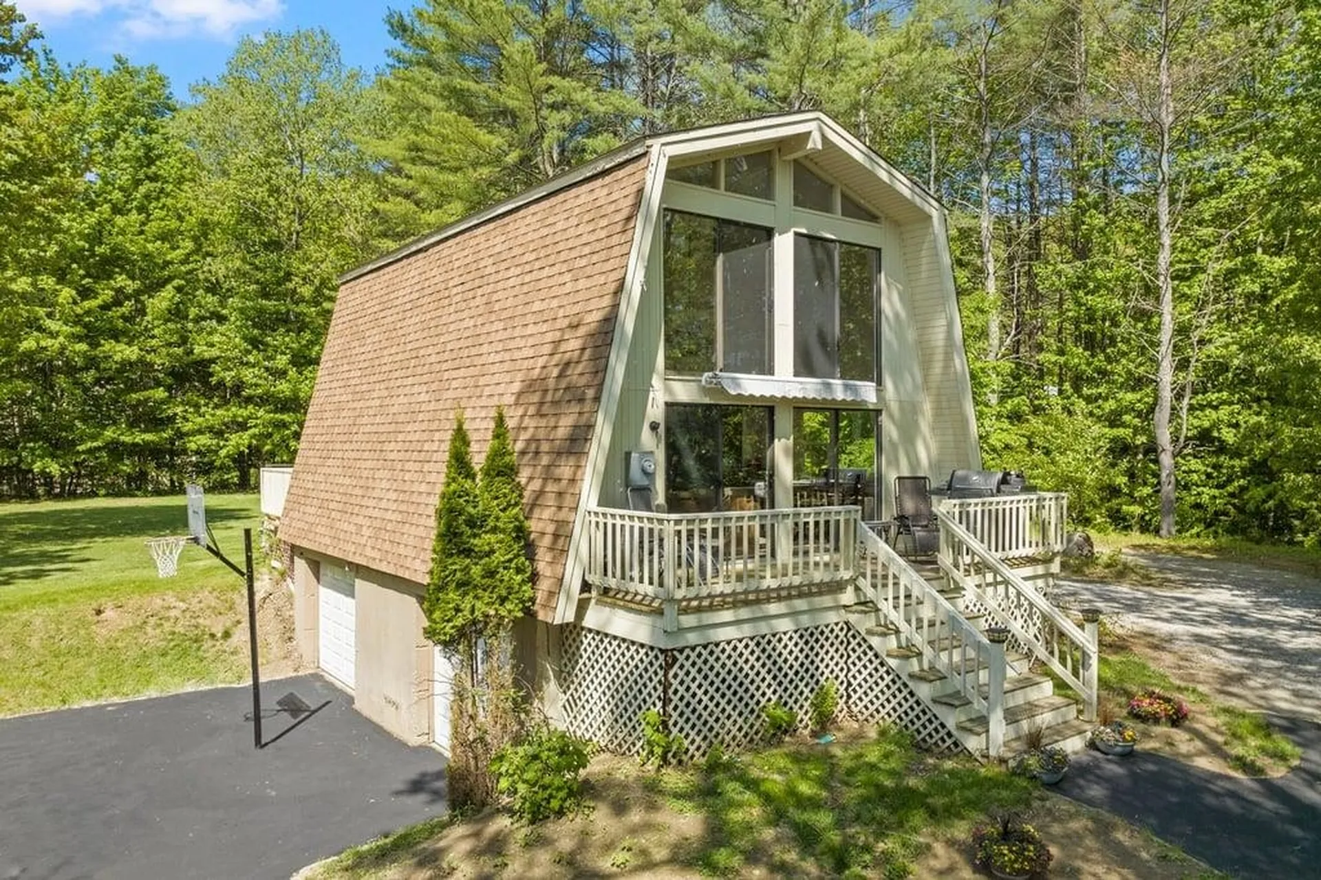 132 Holiday Hills Drive Bristol NH 03222