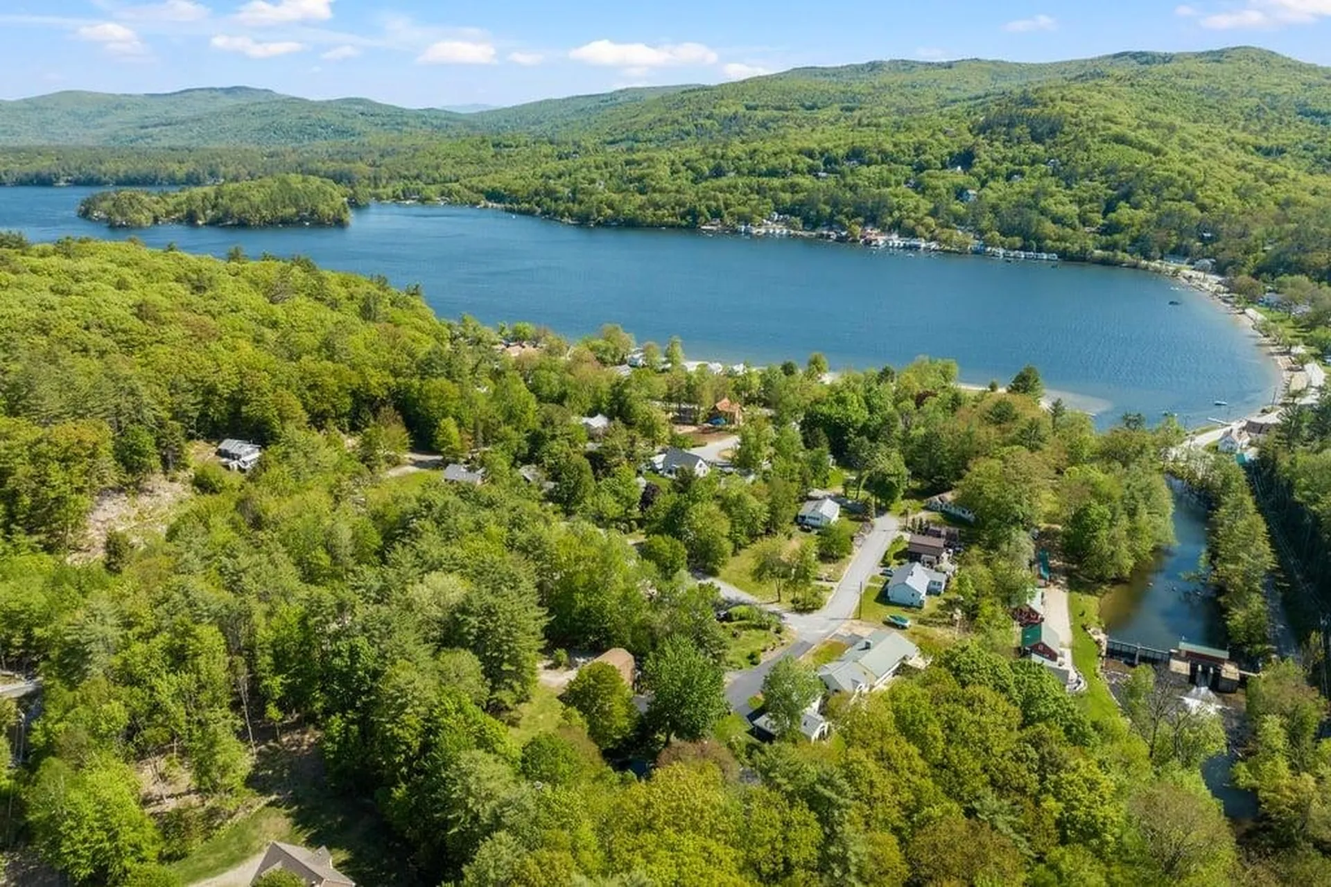 132 Holiday Hills Drive Bristol NH 03222