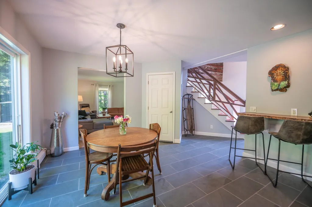 88 Peter's Lane Wardsboro VT 05355