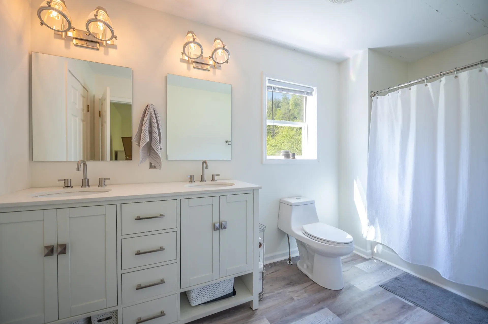 88 Peter's Lane Wardsboro VT 05355
