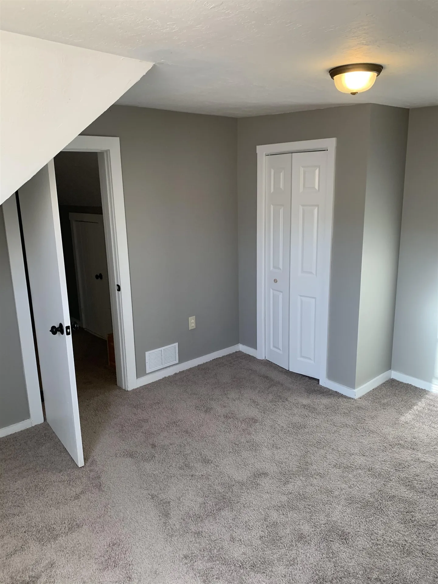 42 Mill Street Ashland NH 03217