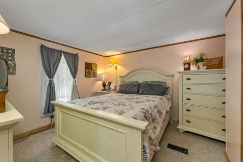 110 Timber Lane Bristol NH 03222