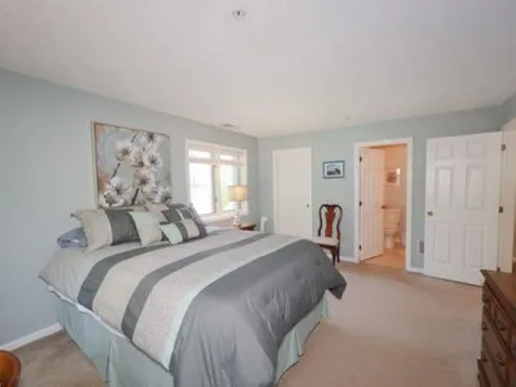 20 Ledgewood Hills Drive Nashua NH 03062