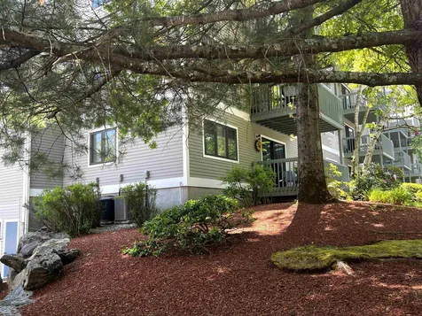 20 Ledgewood Hills Drive Nashua NH 03062
