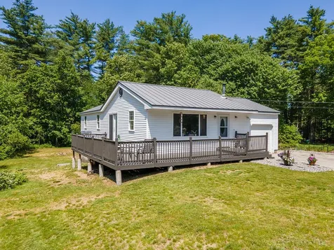 7a Tamarack Lane Raymond NH 03077