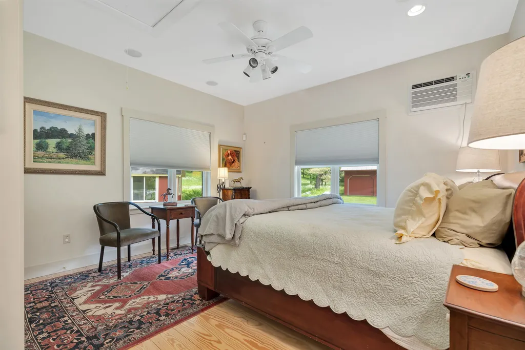 1157 Blackmer Road Pomfret VT 05067