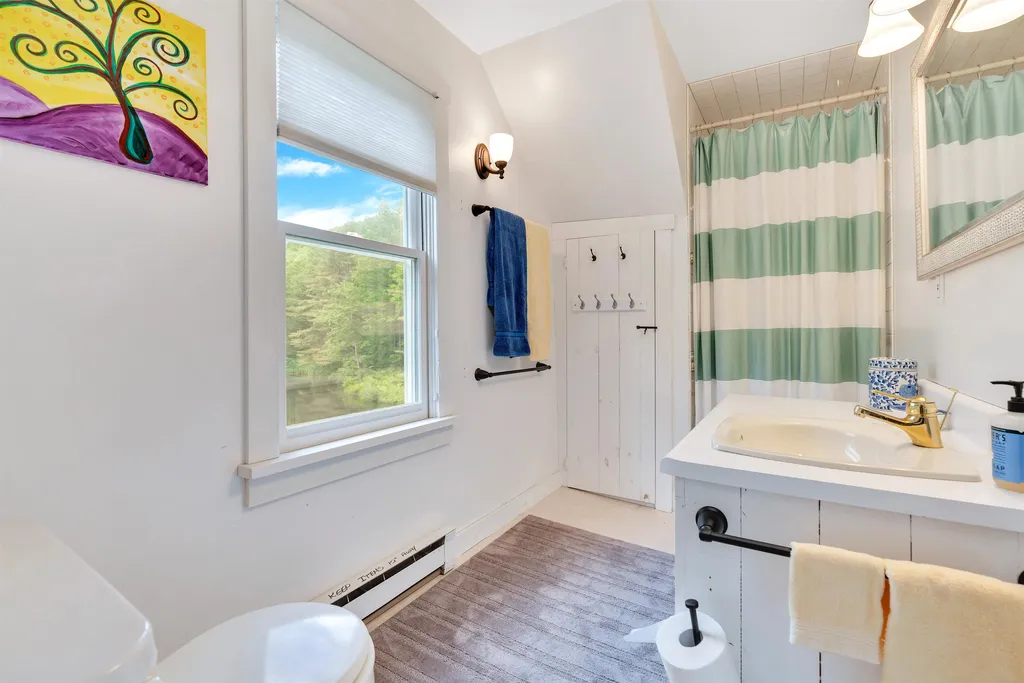 1157 Blackmer Road Pomfret VT 05067