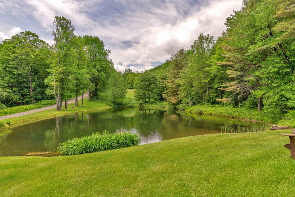 1157 Blackmer Road Pomfret VT 05067