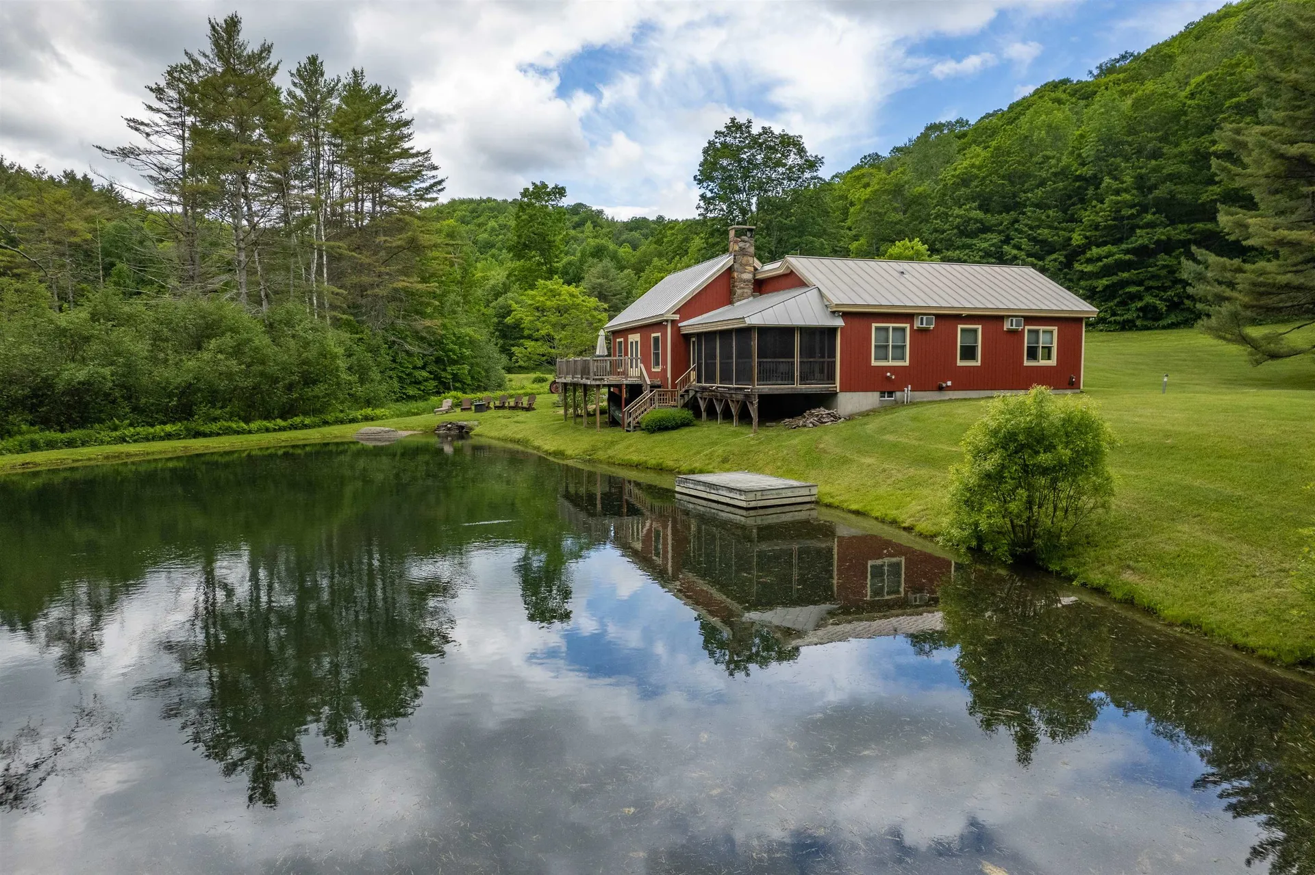 1157 Blackmer Road Pomfret VT 05067