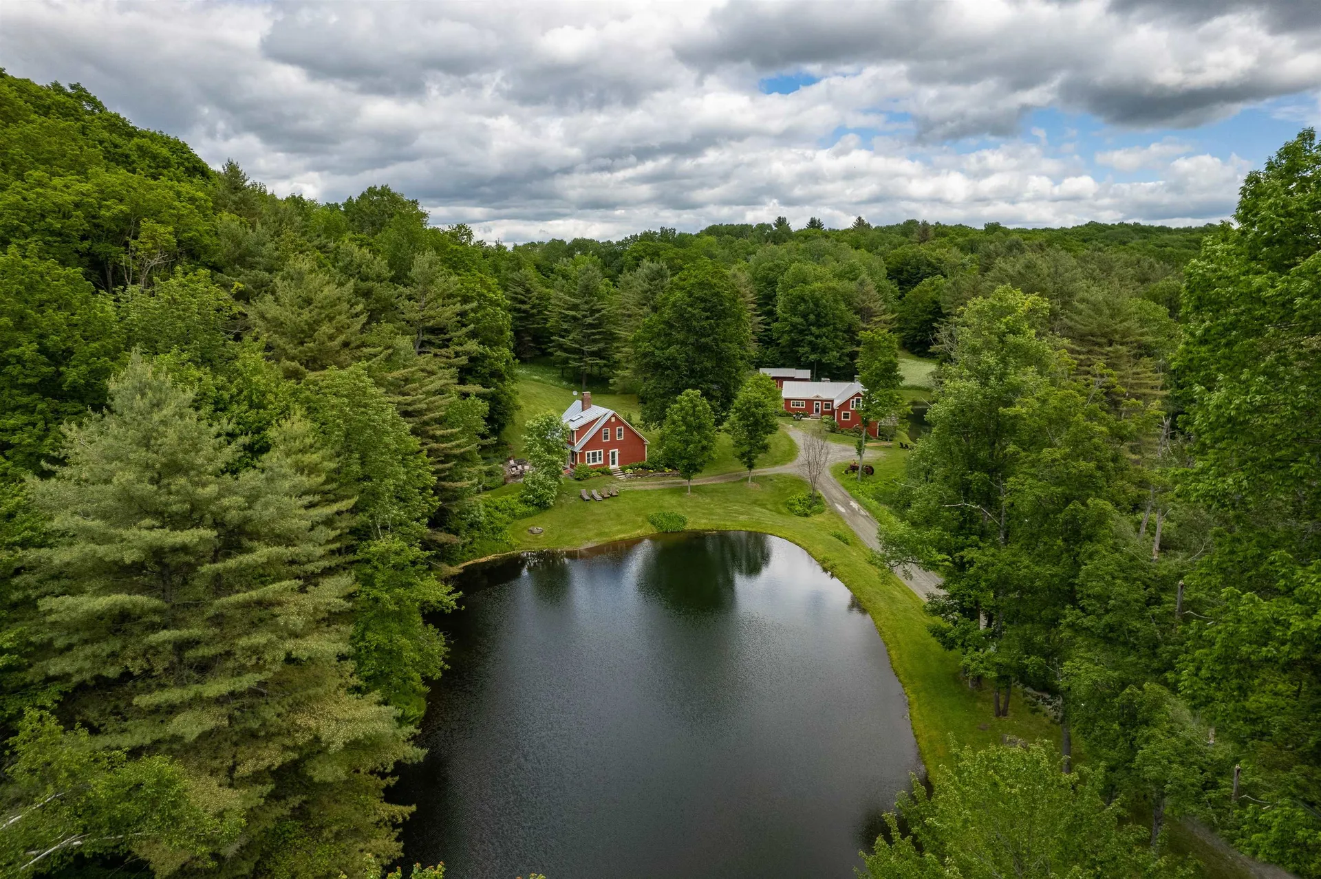 1157 Blackmer Road Pomfret VT 05067