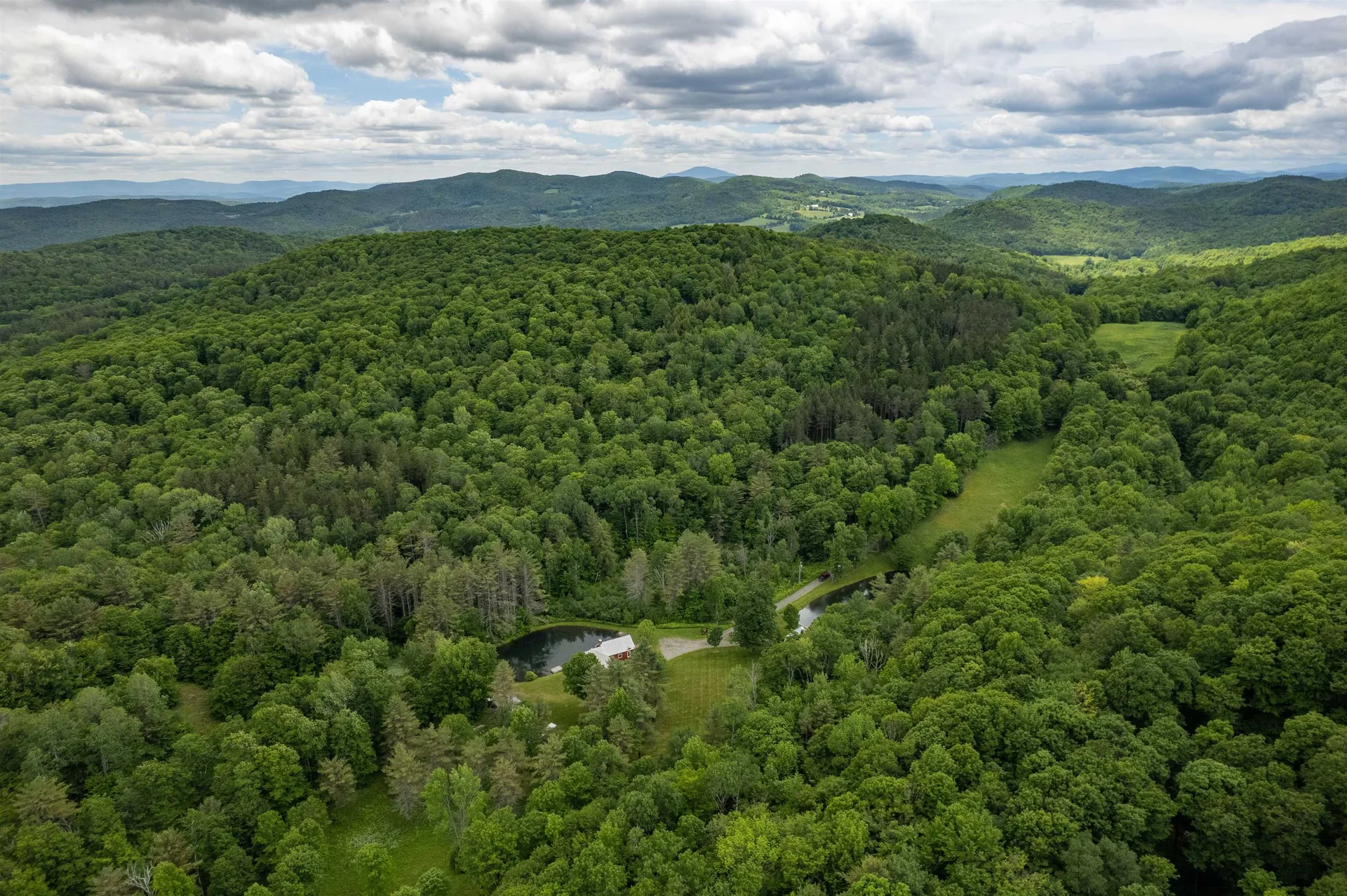 1157 Blackmer Road Pomfret VT 05067