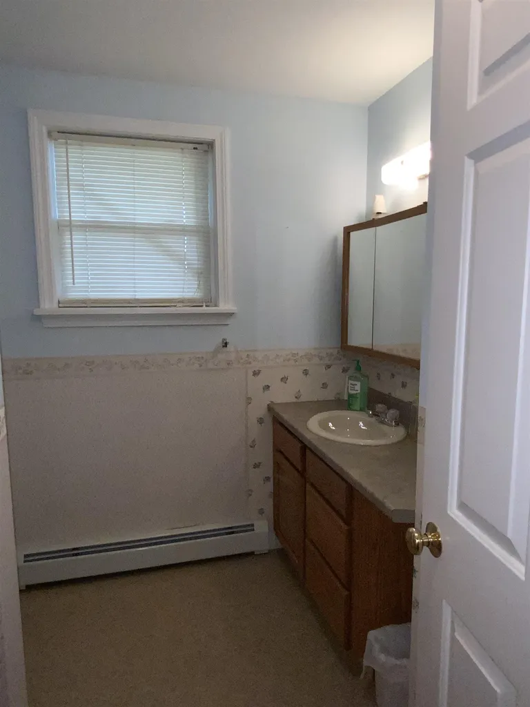 9 Ammonoosuc Road Haverhill NH 03785