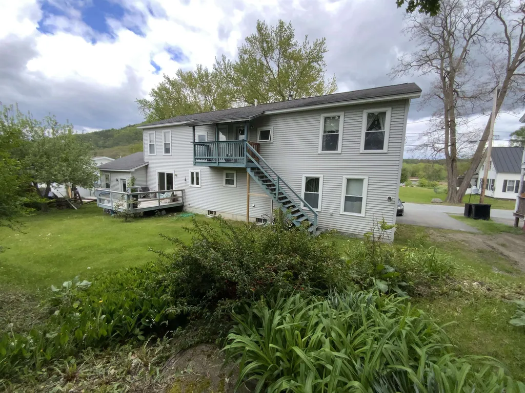 9 Ammonoosuc Road Haverhill NH 03785