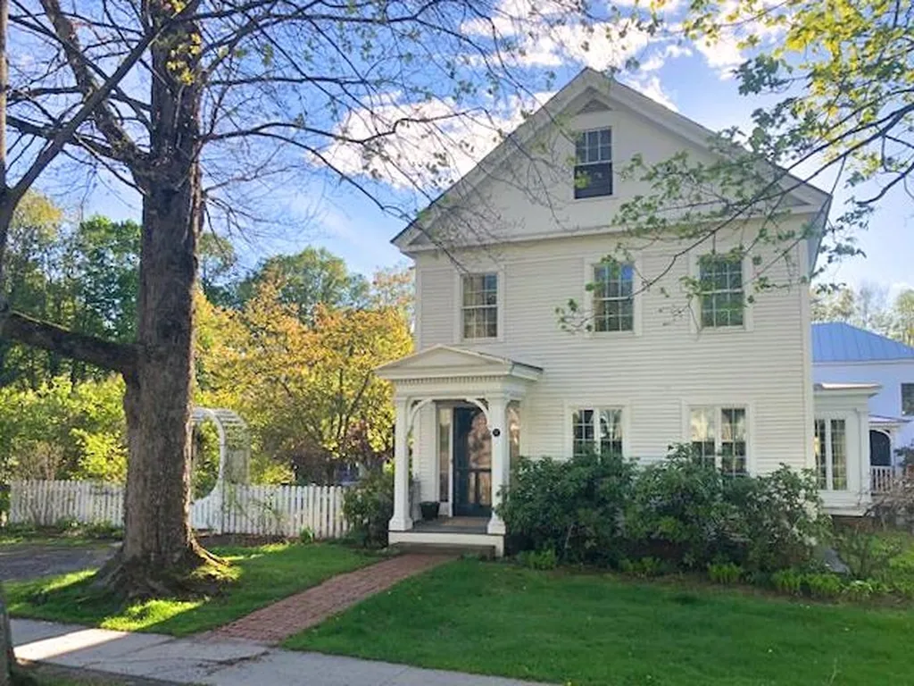 11 Main Street Walpole NH 03608